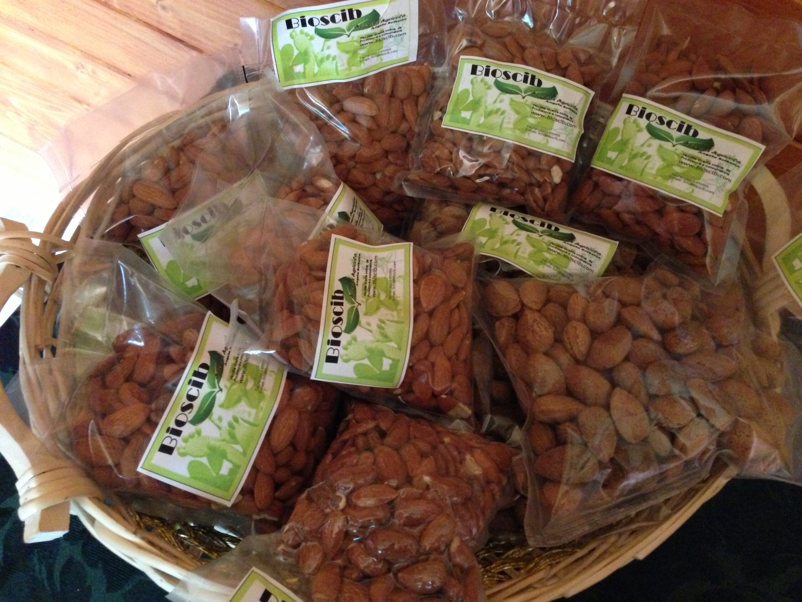 Mix promozionale assortito (mandorle + frutta secca)